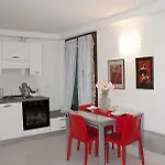 Ca' Priuli 2 דירה *