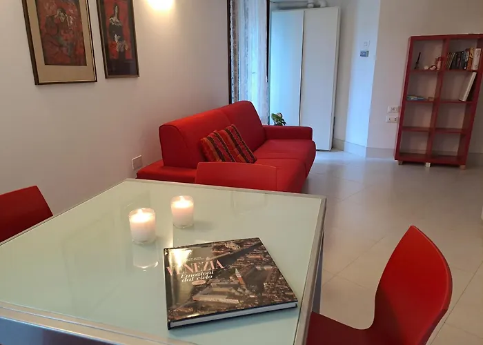 Ca' Priuli 2 아파트 *